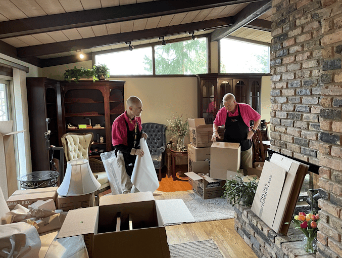 Roses Daughters Moving Team